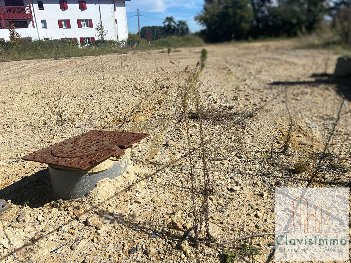 ARCANGUES Terrain 605 m² plat et viabilisé