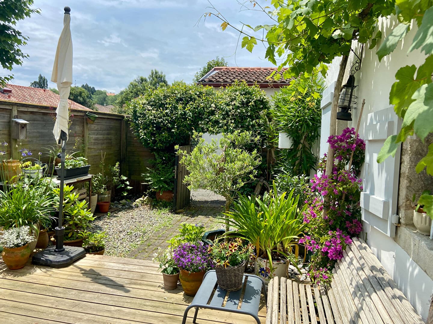 AHETZE 3 pièce(s) 92.01 m²